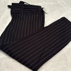Gap skinny ankle black and white pin stripe dress pants